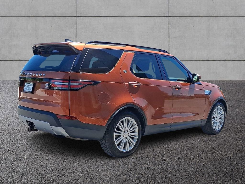 Used 2018 Land Rover Discovery HSE Luxury AWD/4WD image 4