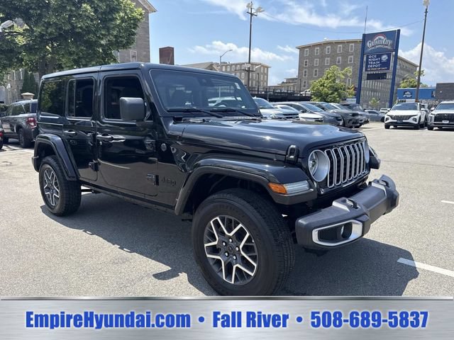 Used 2025 Jeep Wrangler Unlimited Sahara AWD/4WD video 2