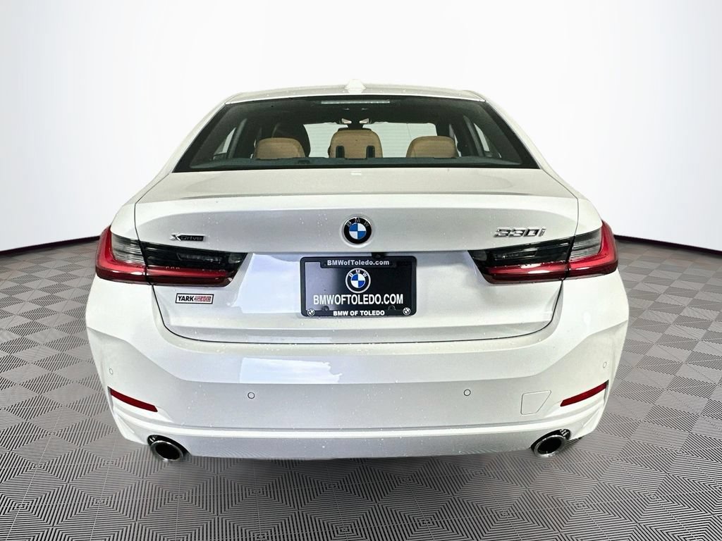 Used 2025 BMW 330i xDrive Sedan AWD/4WD image 8