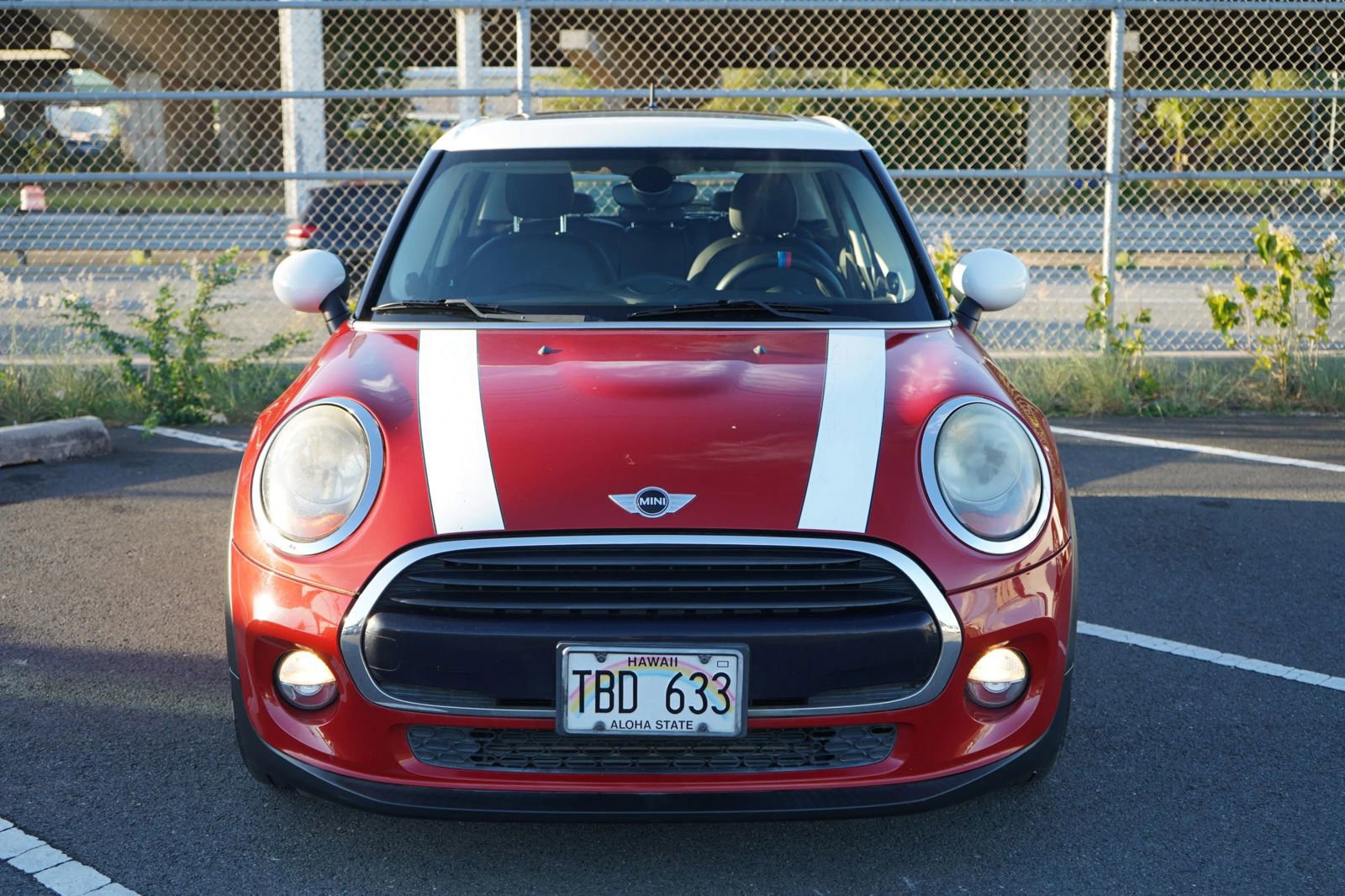 Used 2017 MINI Cooper 4-Door Hardtop image 4
