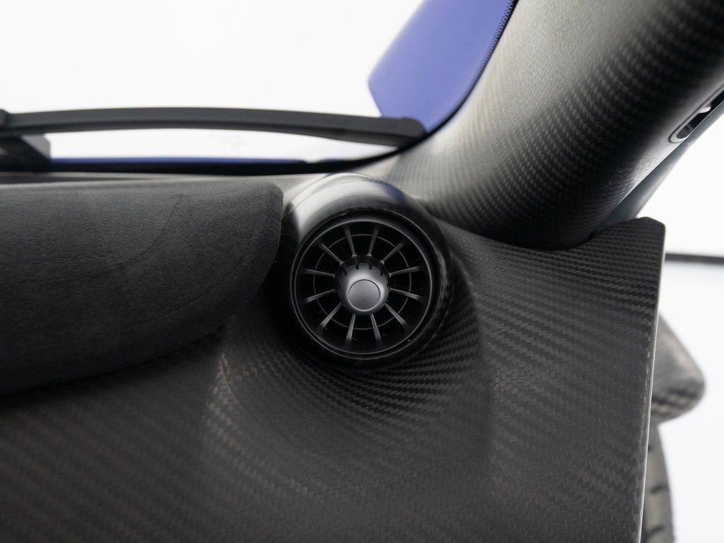 Used 2015 McLaren P1 image 61