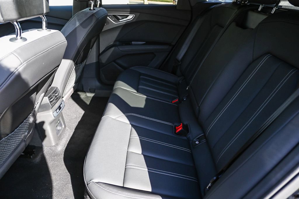 New 2026 Audi Q4 e-tron Premium Plus image 18