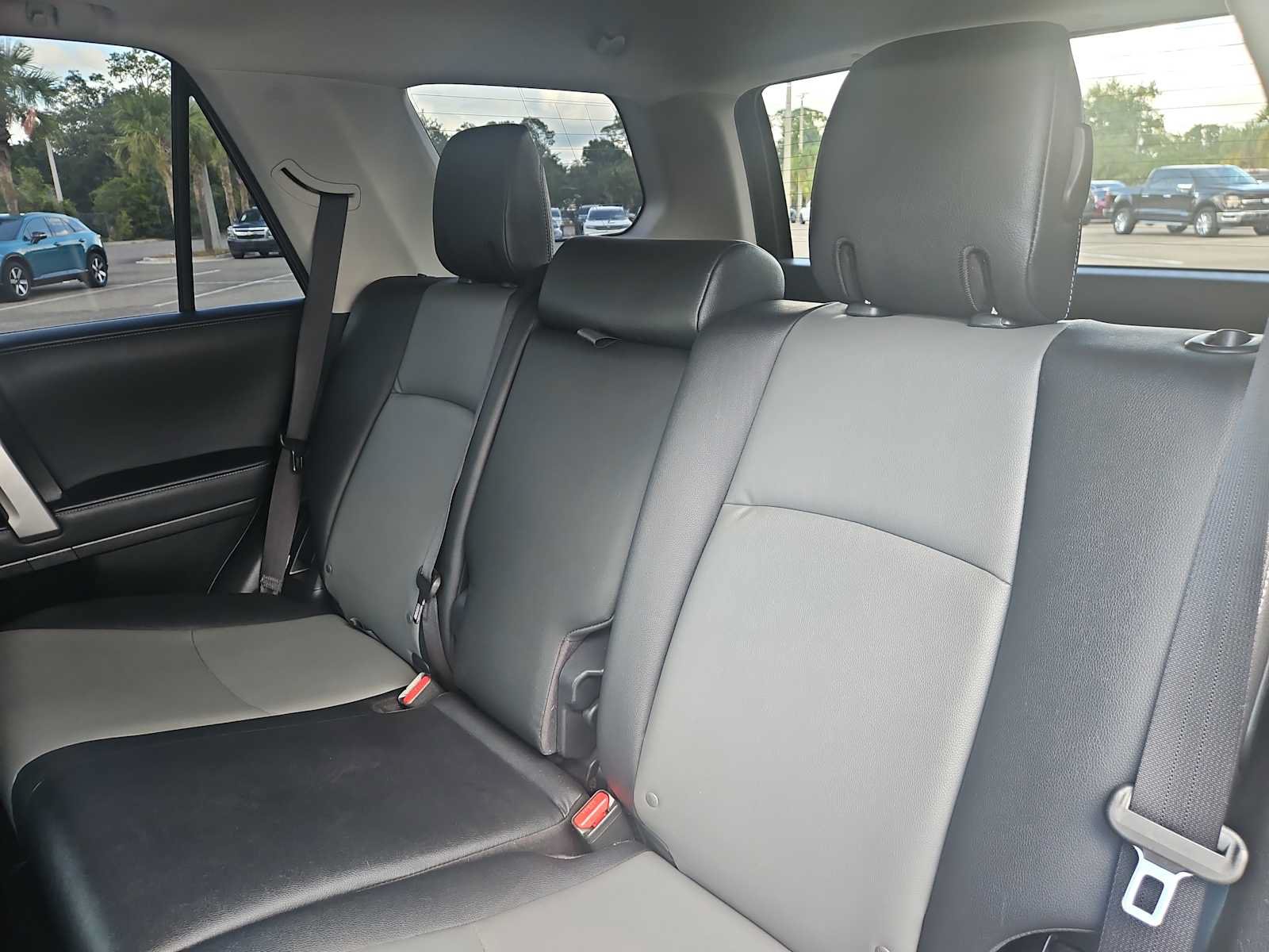 Used 2021 Toyota 4Runner SR5 Premium w/ Moonroof Package RWD image 25