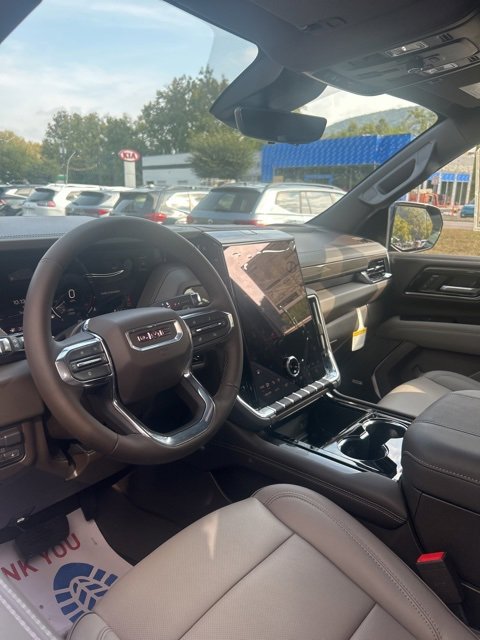 New 2025 GMC Yukon Elevation w/ Elevation Premium Package image 4