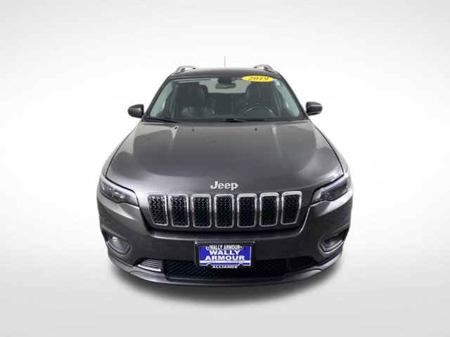 Used 2019 Jeep Cherokee Latitude Plus AWD/4WD image 12