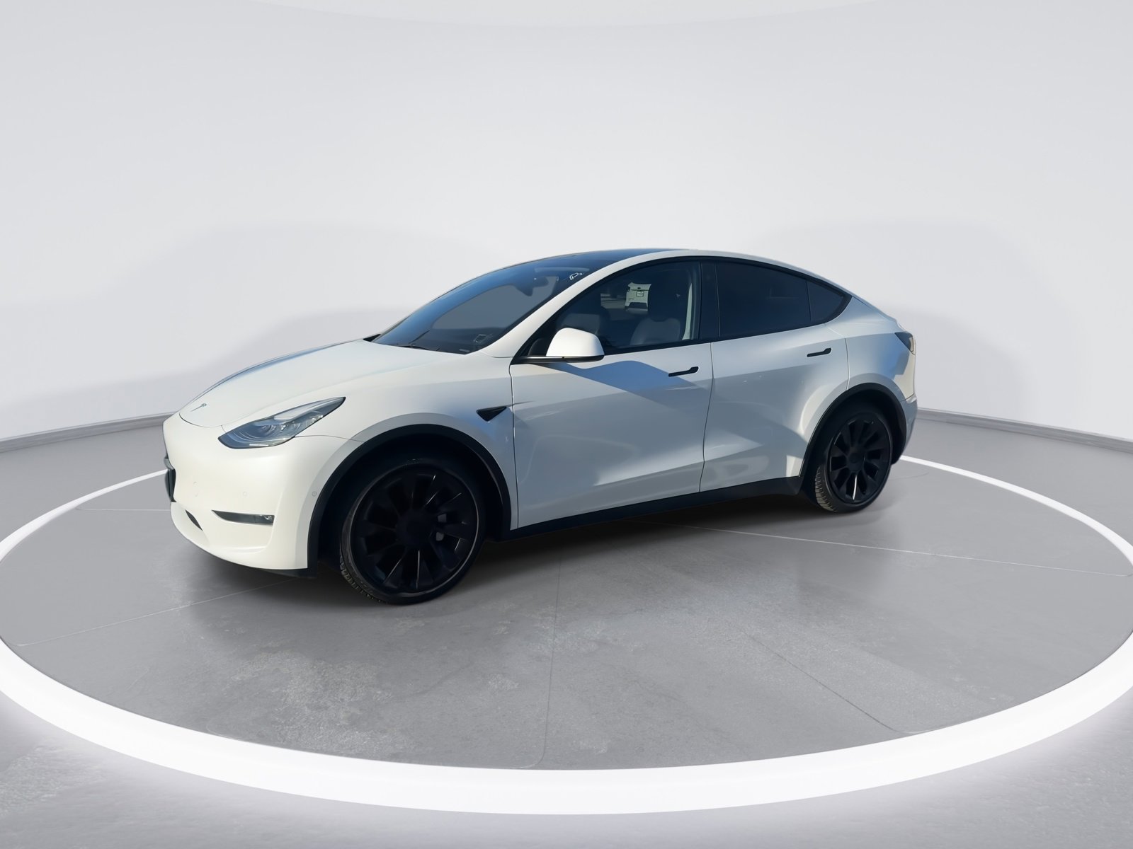 Used 2021 Tesla Model Y Long Range image 5