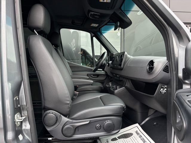 Certified 2024 Mercedes-Benz Sprinter 2500 image 34