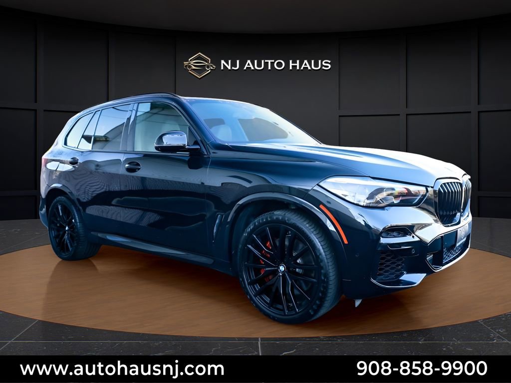 Used 2022 BMW X5 M50i w/ Premium Package AWD/4WD image 1