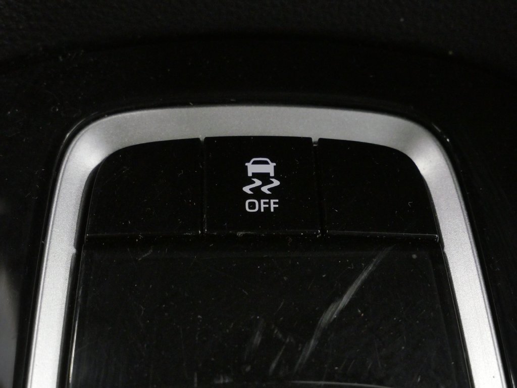 Used 2025 Toyota Corolla LE FWD image 30