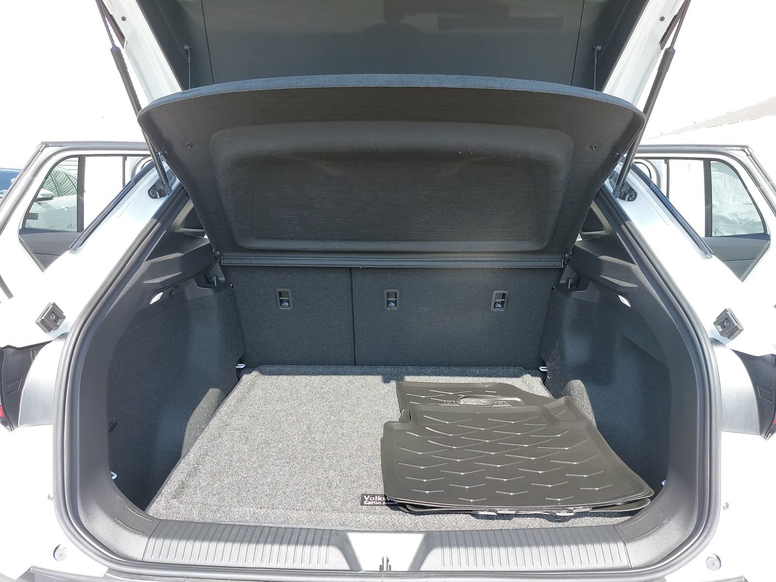 Used 2023 Volkswagen ID.4 Pro RWD image 12