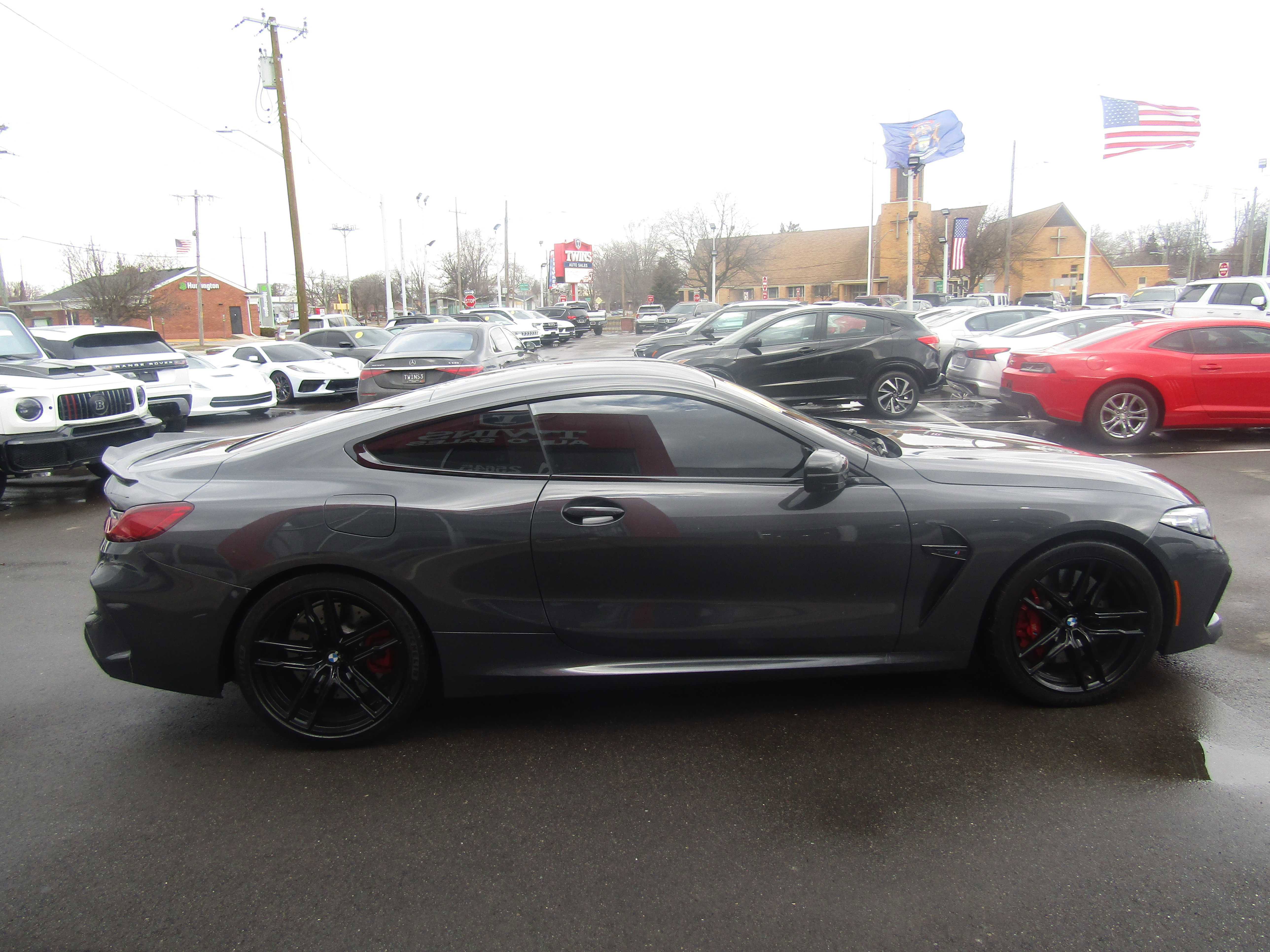 Used 2022 BMW M8 Competition image 5