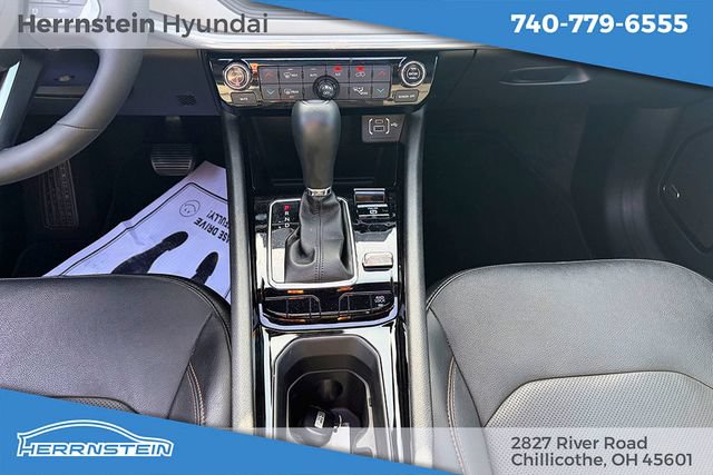 Used 2023 Jeep Compass Limited w/ Sun and Sound Group AWD/4WD image 13