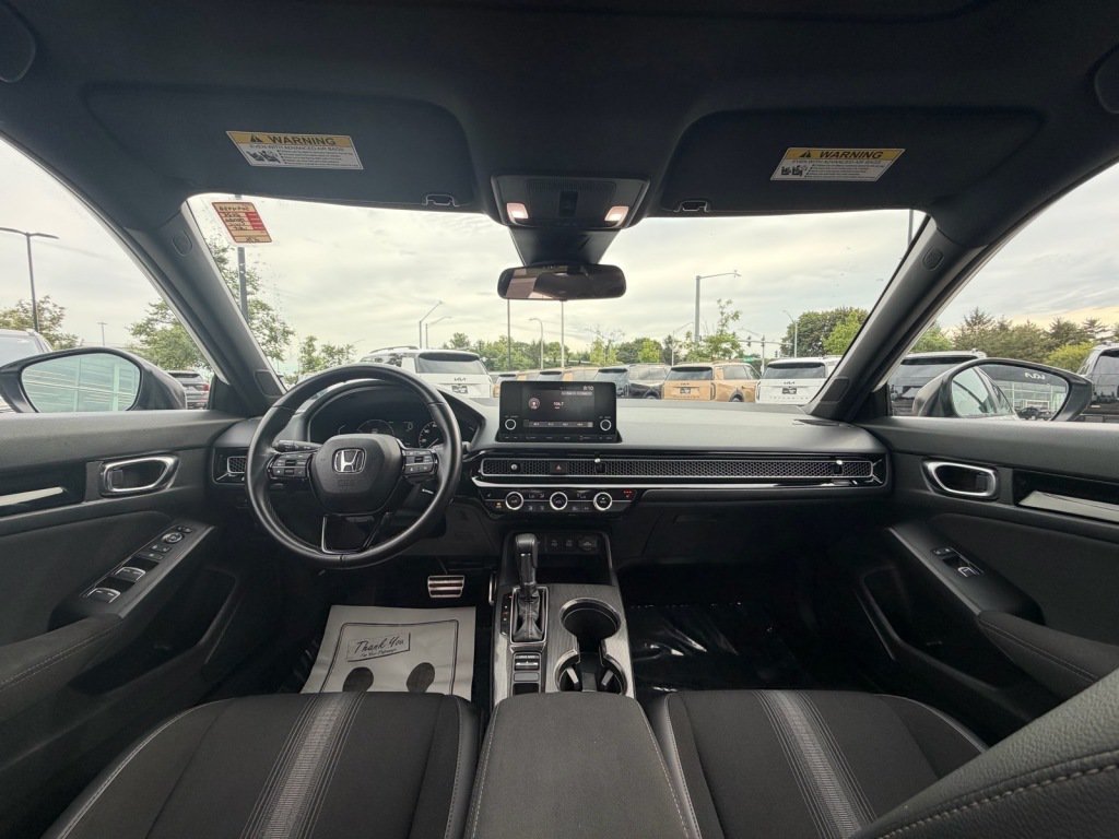 Used 2025 Honda Civic Sport image 7