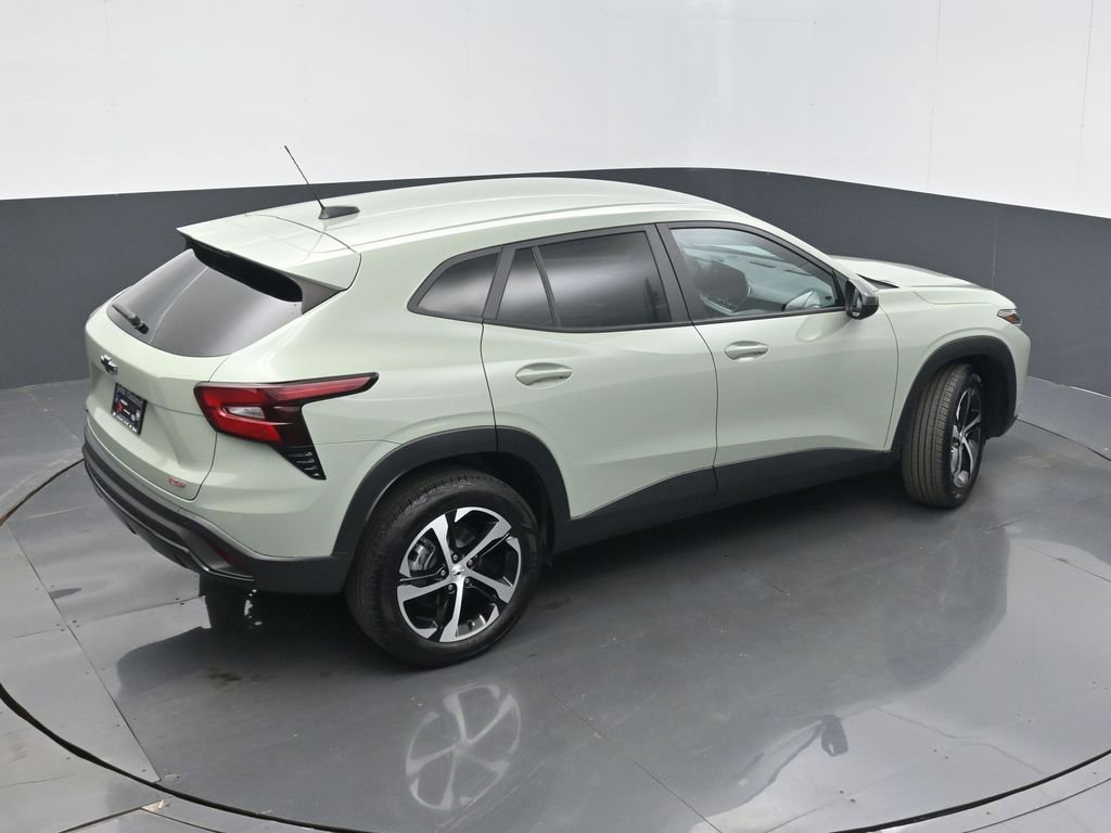 Used 2024 Chevrolet Trax RS w/ Driver Confidence Package image 39