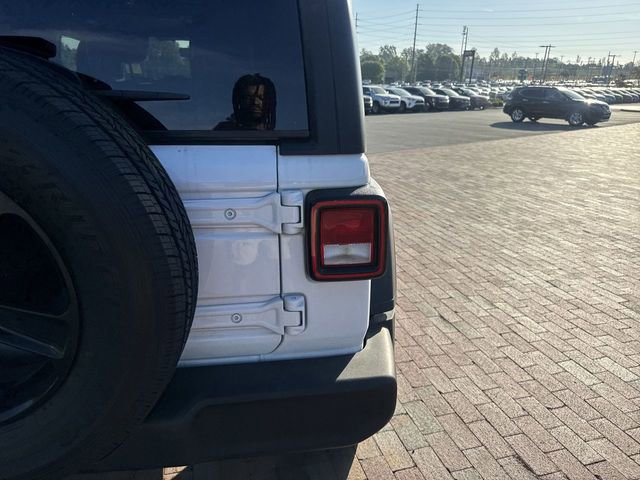 Used 2022 Jeep Wrangler Unlimited Sport image 11