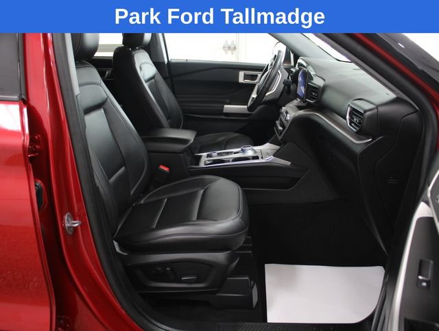 Used 2023 Ford Explorer XLT w/ Equipment Group 202A AWD/4WD image 23