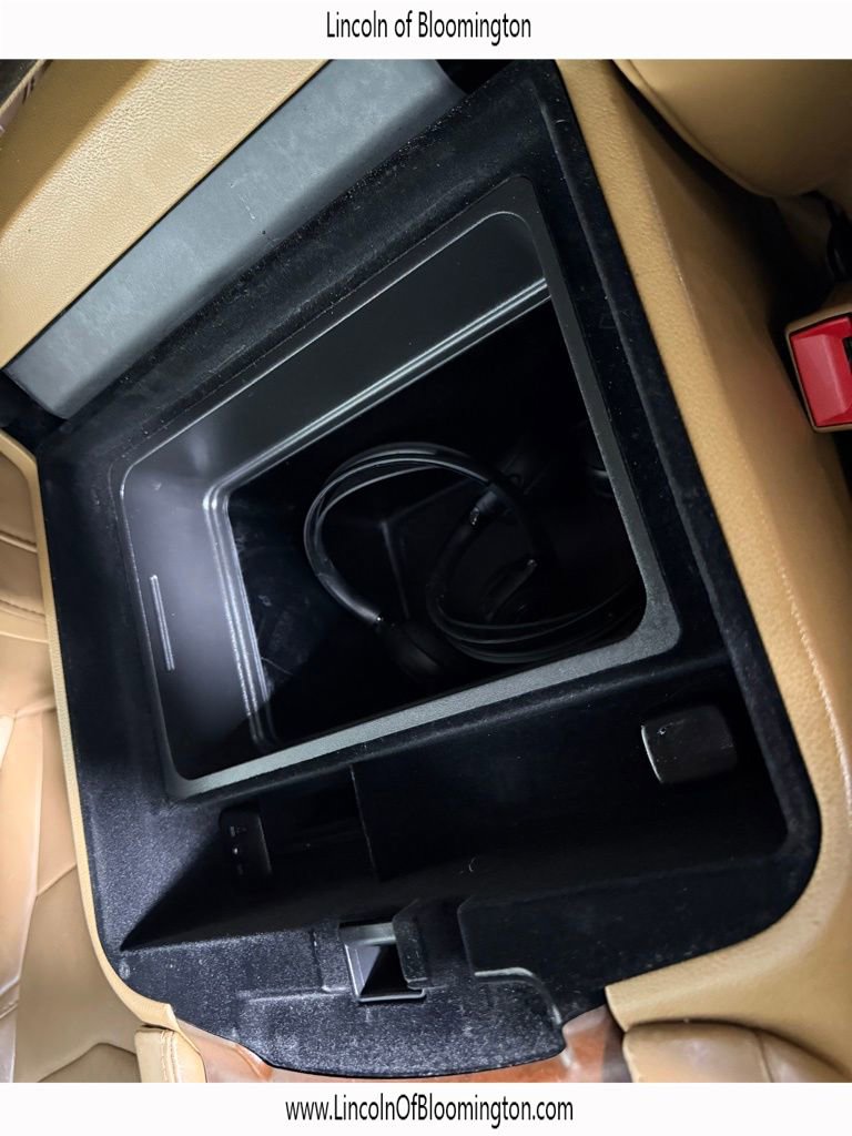 Used 2016 Cadillac Escalade ESV Platinum image 31
