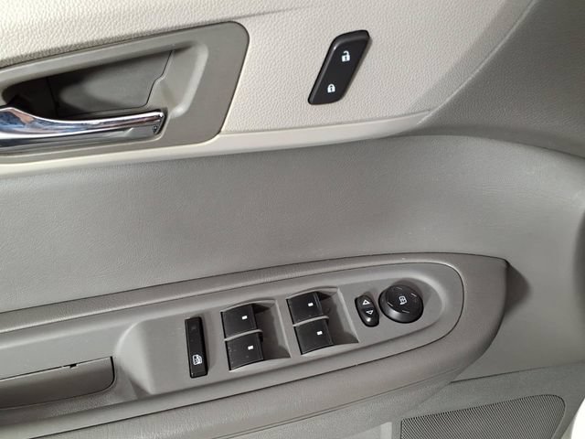 Used 2017 Chevrolet Traverse LS AWD/4WD image 14