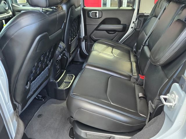 Used 2023 Jeep Wrangler Unlimited Rubicon 4xe w/ Cold Weather Group AWD/4WD image 15