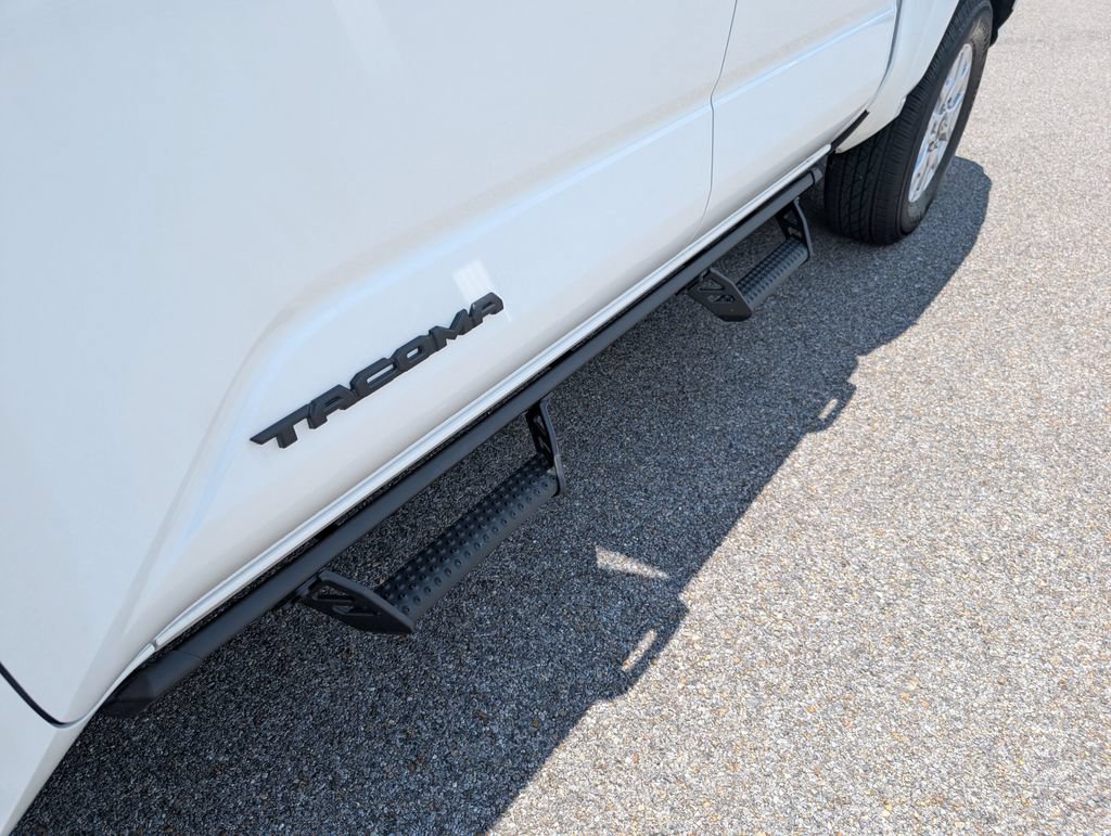 New 2026 Toyota Tacoma SR5 AWD/4WD image 9