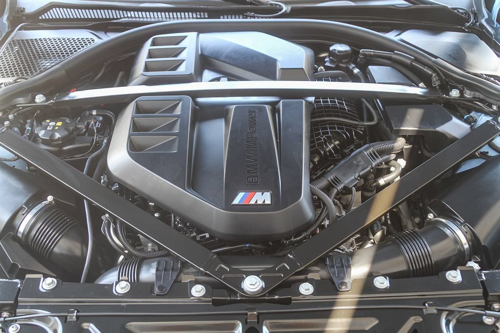 Used 2025 BMW M2 w/ Lighting Package RWD image 24