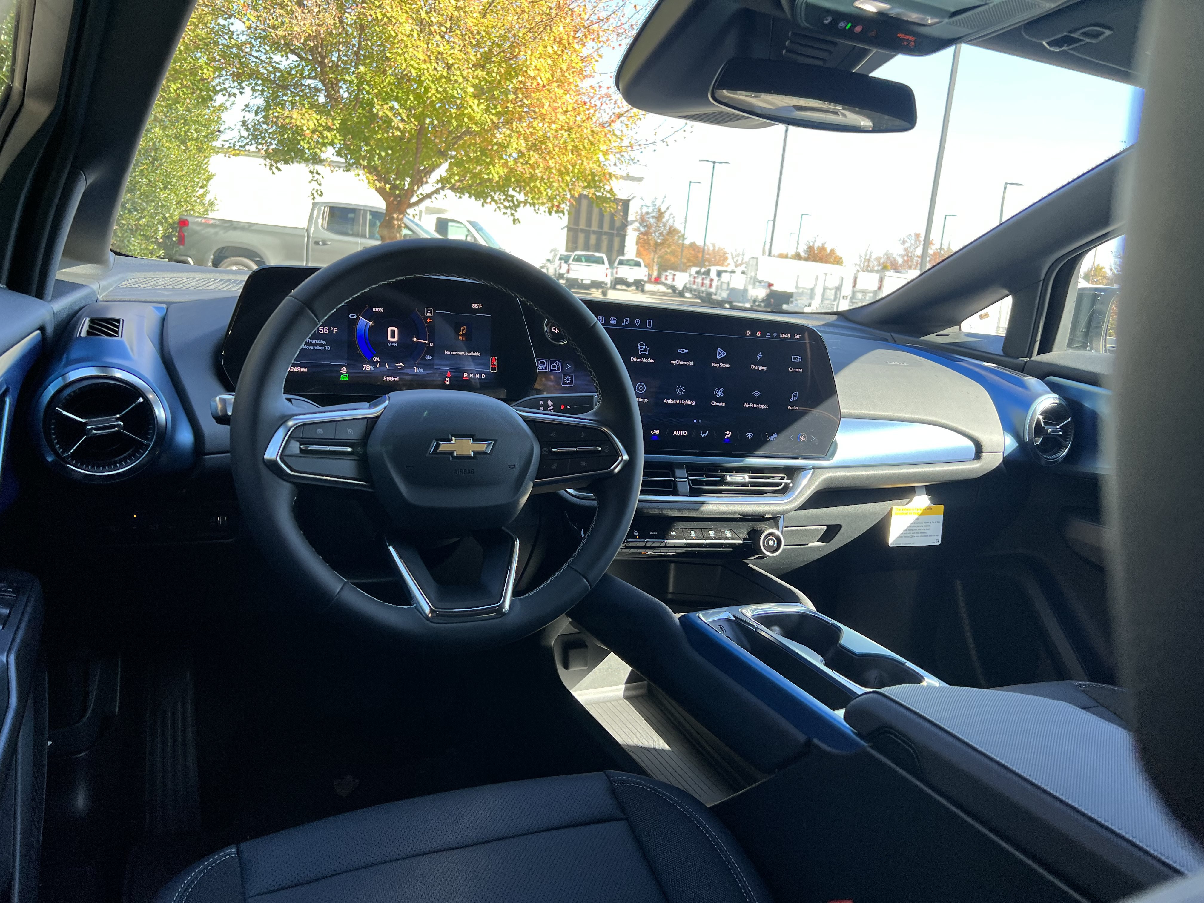 New 2026 Chevrolet Equinox EV LT AWD/4WD image 17