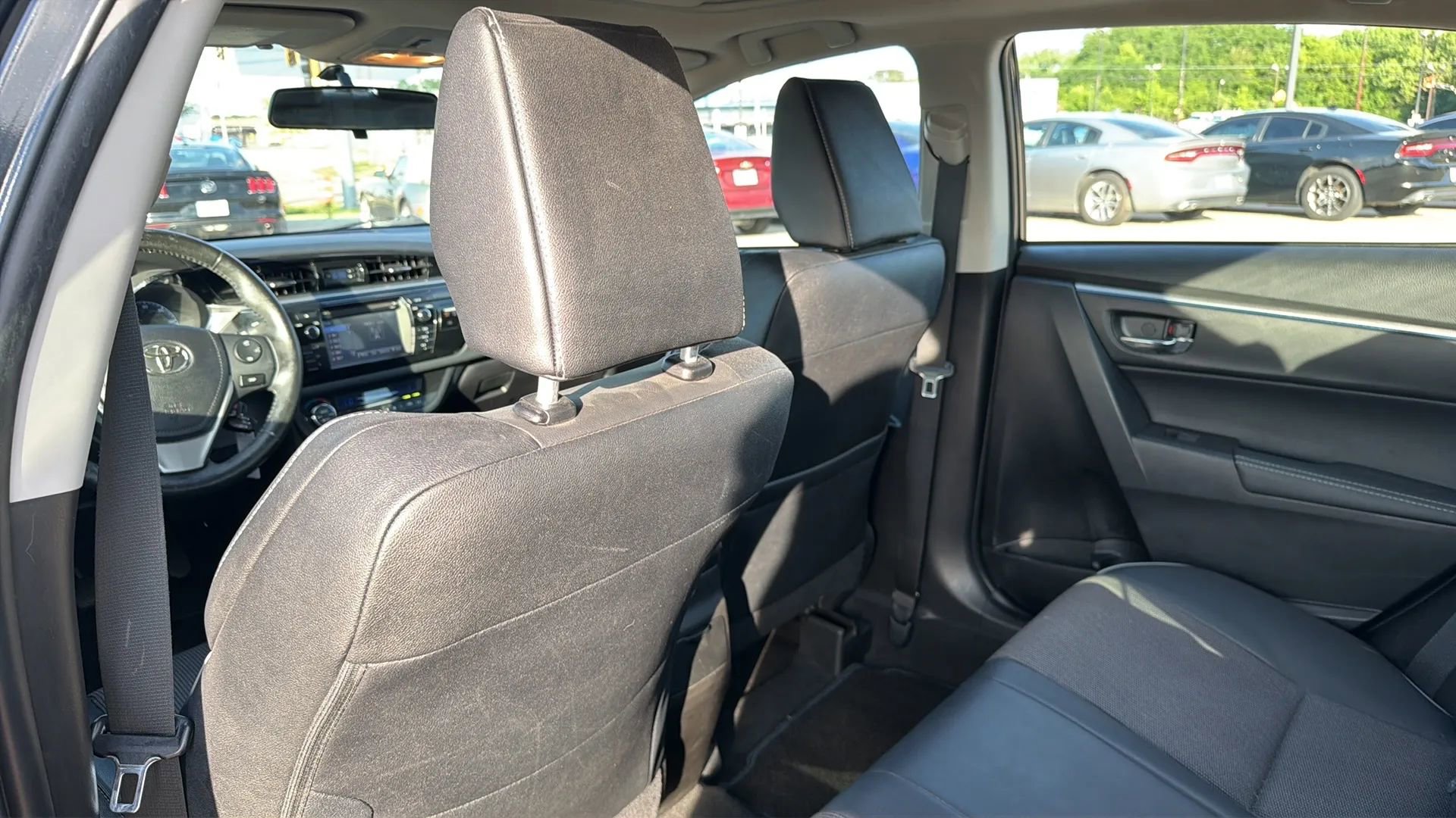 Used 2016 Toyota Corolla S FWD image 34