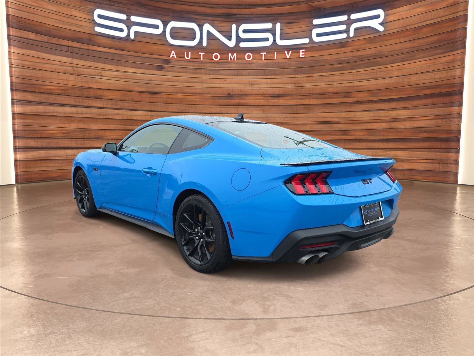 Used 2025 Ford Mustang GT Premium image 3