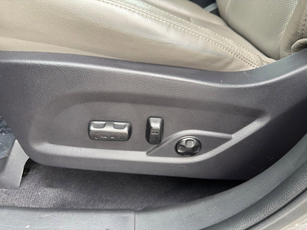 Used 2017 Hyundai Santa Fe Sport FWD image 14