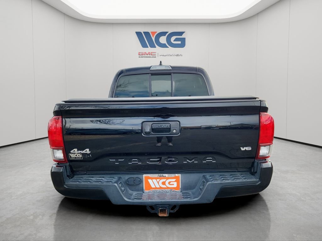 Used 2022 Toyota Tacoma SR AWD/4WD image 12