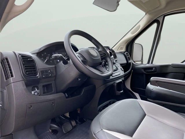Used 2025 RAM ProMaster 2500 w/ Convenience Group FWD image 18