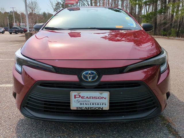 Used 2025 Toyota Corolla LE FWD image 9