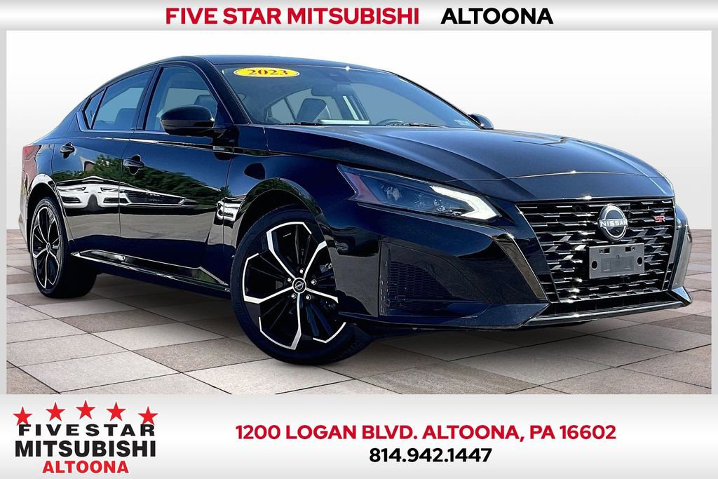 Used 2023 Nissan Altima 2.5 SR w/ SR Premium Package AWD/4WD image 1