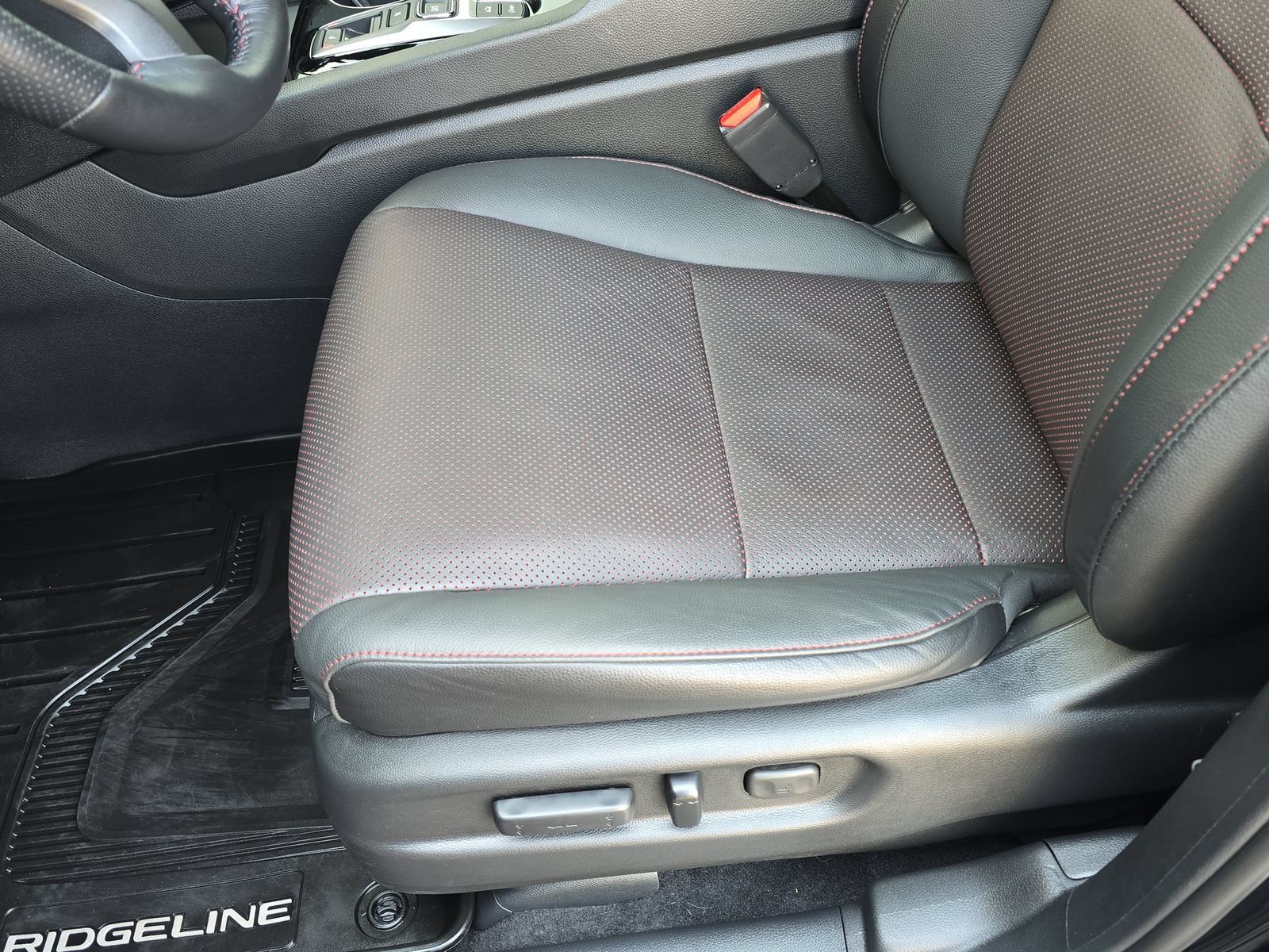 Used 2024 Honda Ridgeline Black Edition image 31