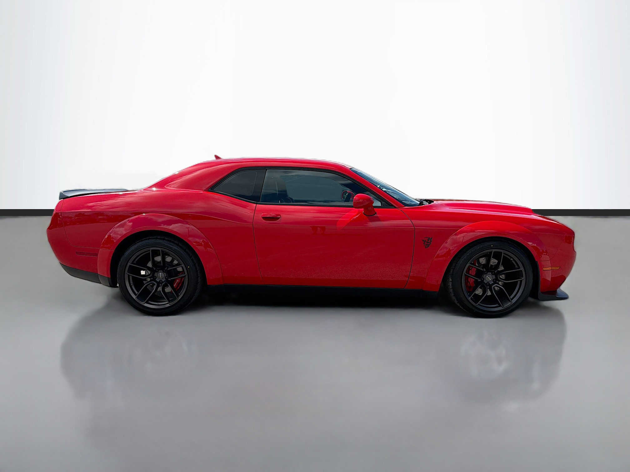 Used 2018 Dodge Challenger SRT Demon w/ Leather Front Seat Group RWD image 6
