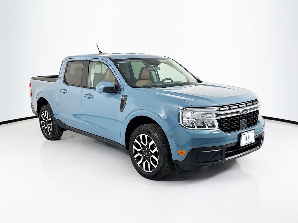 Used 2023 Ford Maverick Lariat w/ Lariat Luxury Package image 3