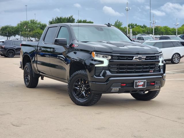 Used 2023 Chevrolet Silverado 1500 LT Trail Boss AWD/4WD image 2