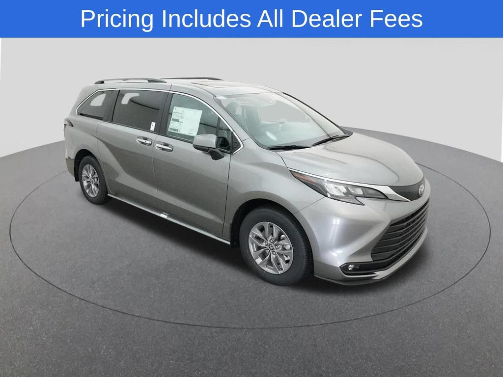 New 2026 Toyota Sienna XLE FWD image 13