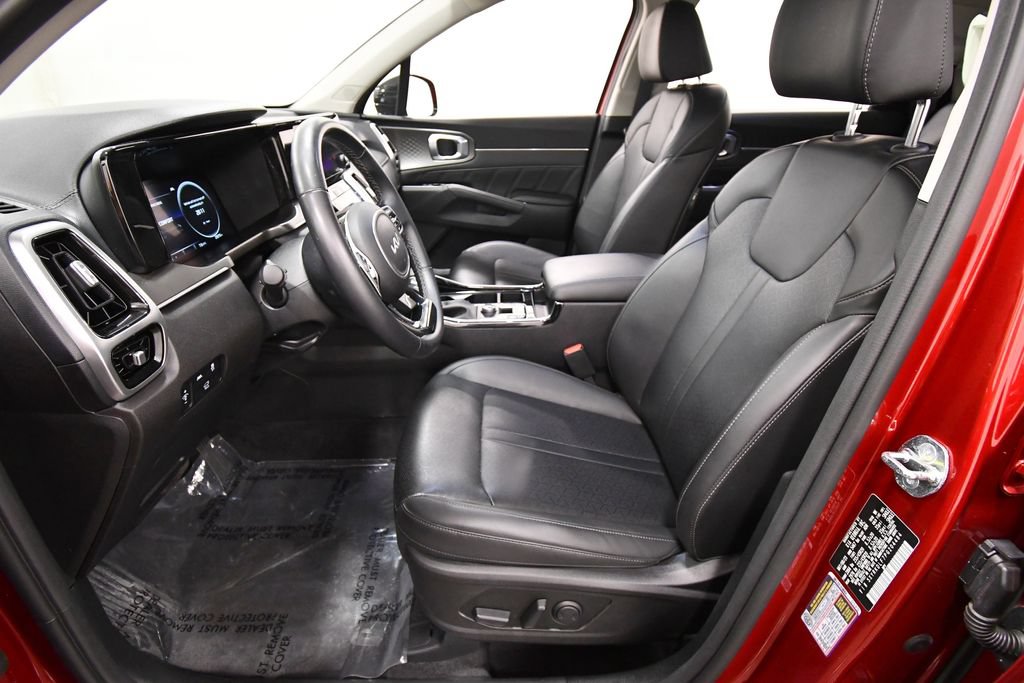 Certified 2023 Kia Sorento SX AWD/4WD image 14