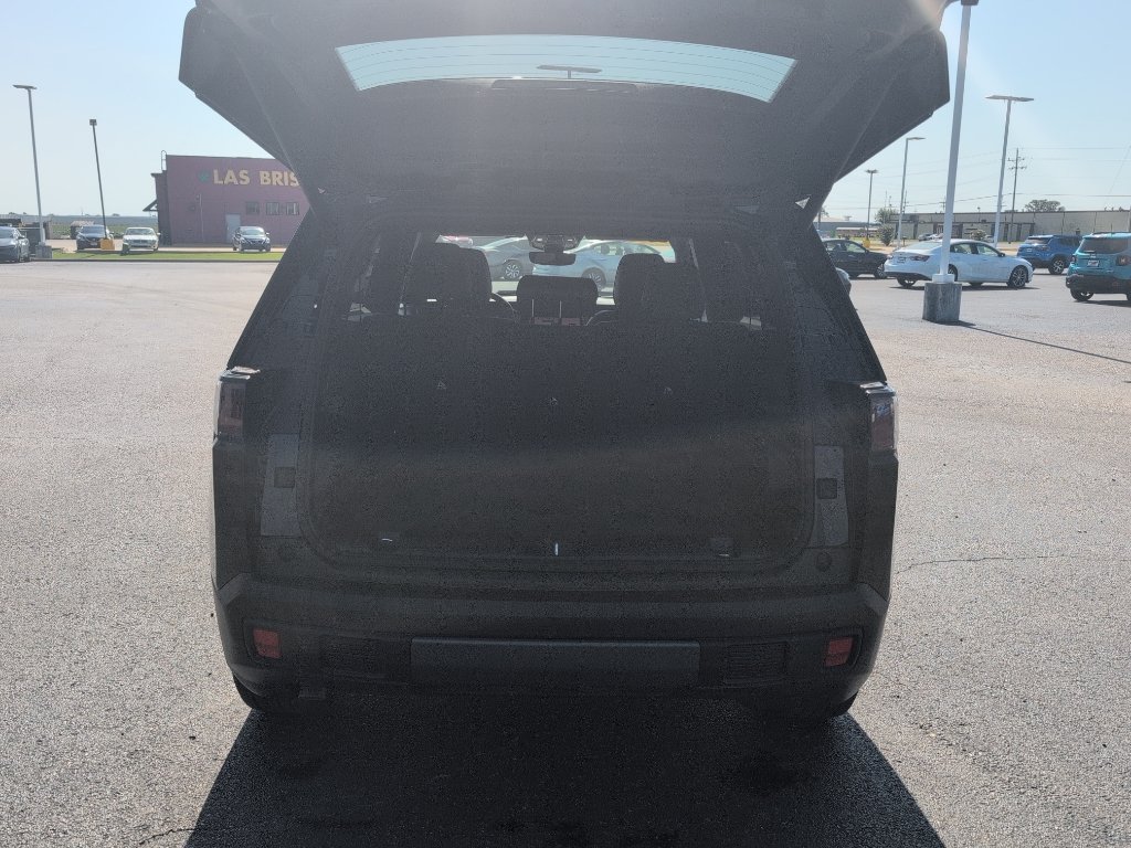 New 2026 Jeep Cherokee Limited AWD/4WD image 13