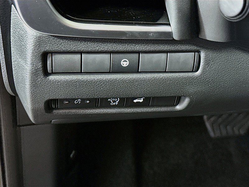 New 2026 Nissan Rogue SV AWD/4WD image 10