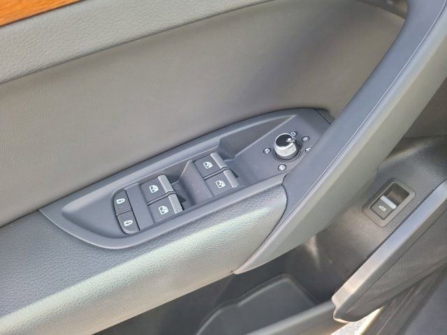 Certified 2023 Audi Q5 2.0T Premium w/ Convenience Package image 19