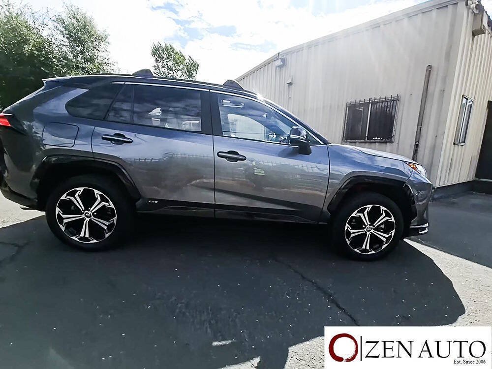 Used 2023 Toyota RAV4 XSE w/ Weather Package AWD/4WD image 4