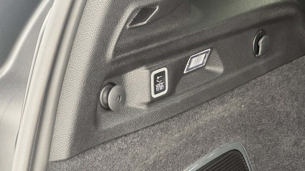 Used 2024 Jeep Grand Cherokee L Summit image 13