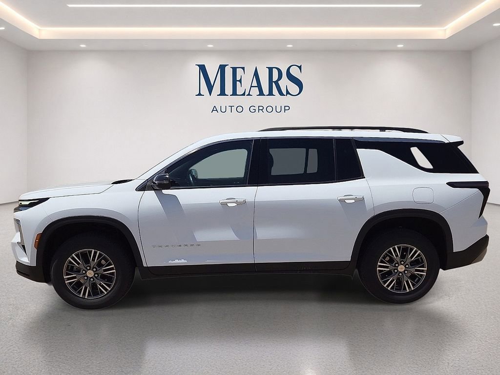 Used 2024 Chevrolet Traverse LT AWD/4WD image 2