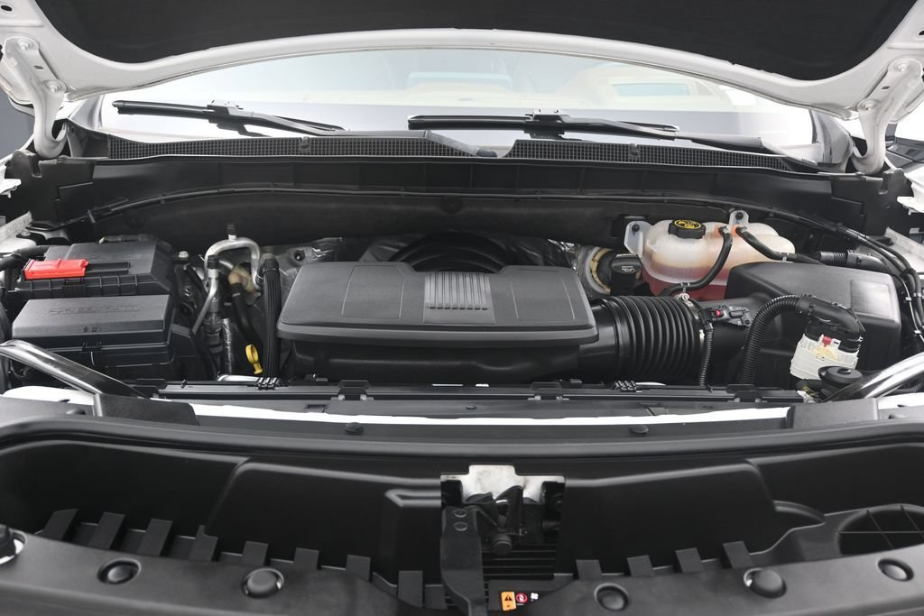 Used 2023 Chevrolet Suburban High Country RWD image 11