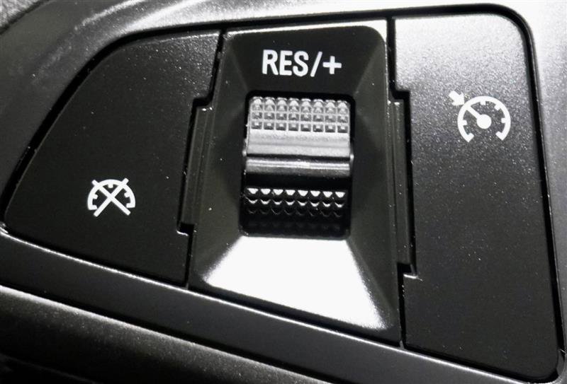 Used 2020 Chevrolet Spark LT image 25