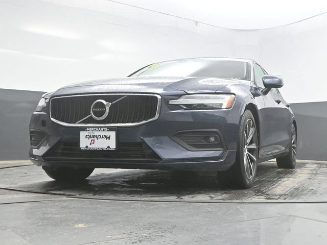 Used 2021 Volvo S60 T6 Momentum AWD/4WD image 38