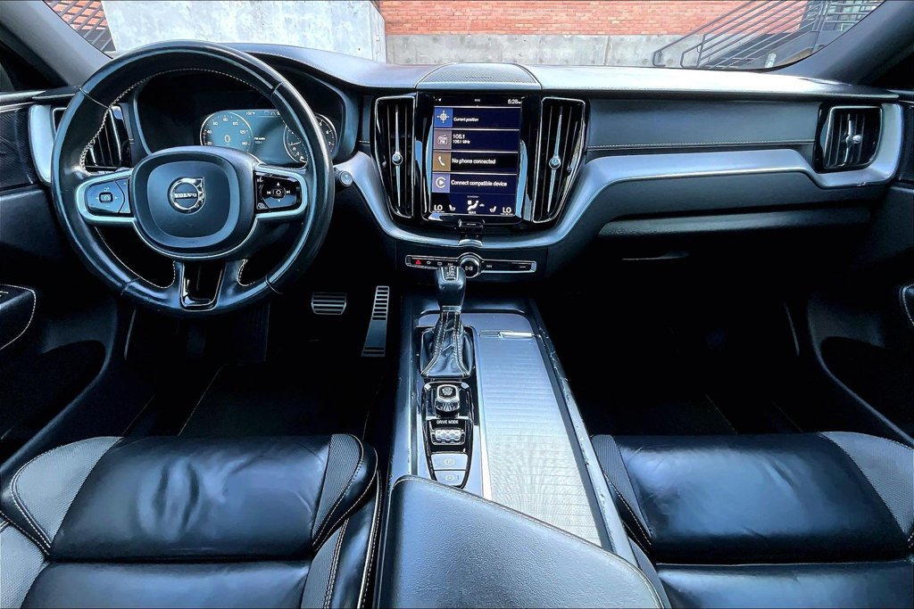 Used 2021 Volvo XC60 T5 R-Design w/ Protection Package Premier AWD/4WD image 20