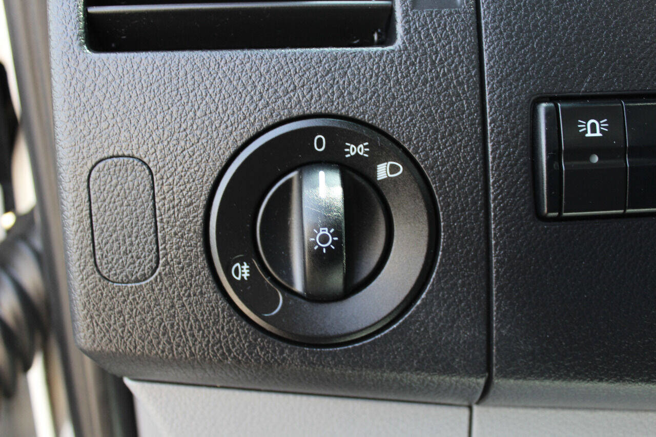 Used 2012 Mercedes-Benz Sprinter 2500 image 14